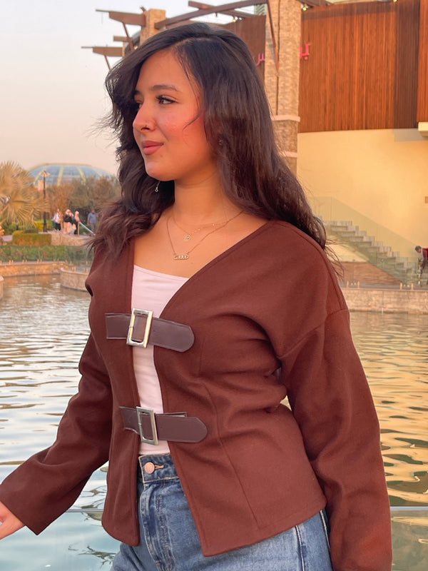 The buckle front jacket